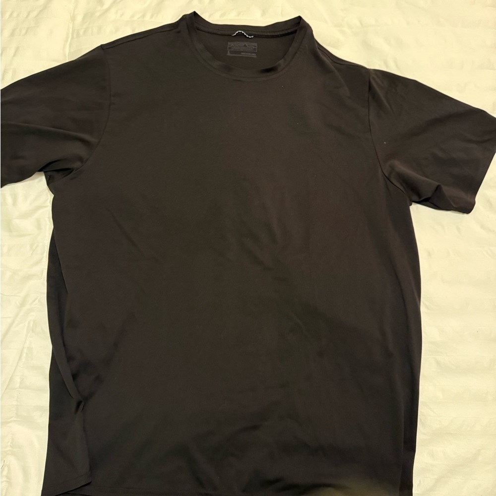 Men’s Lg Patagonia daily Cap tee